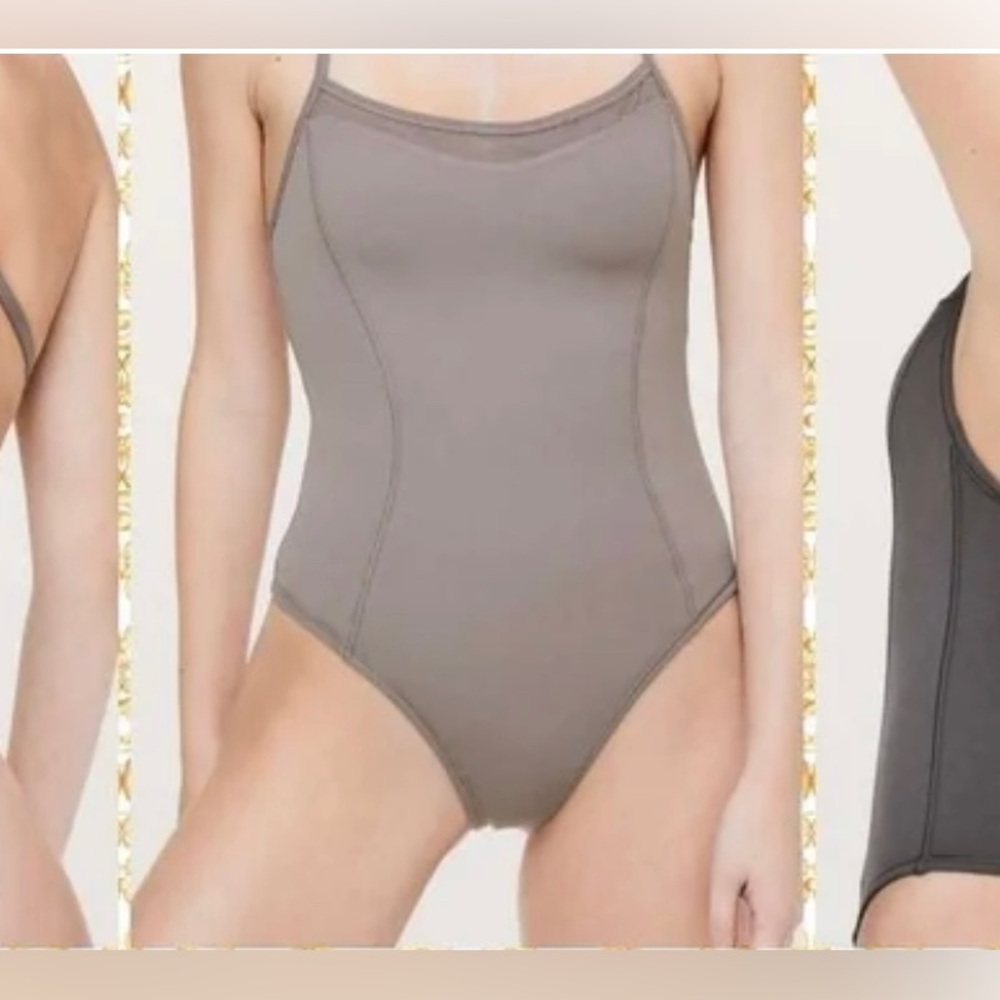 Lululemon 🍋Leotard
Francesca Hayward Sz 2 - Picture 4 of 13